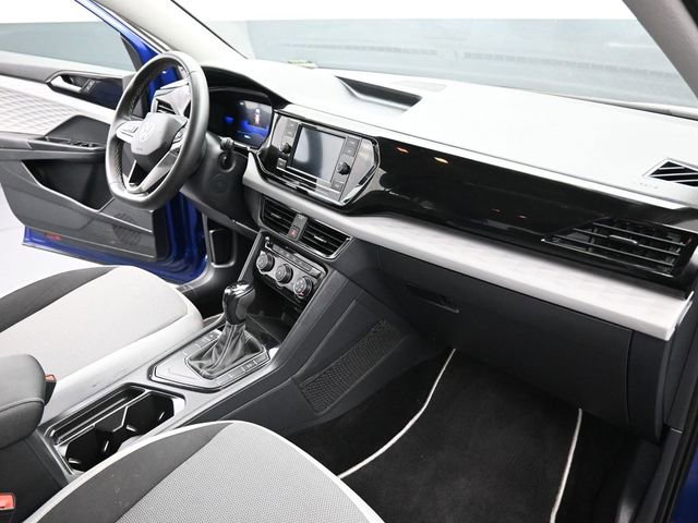 Used 2023 Volkswagen Taos S image 25