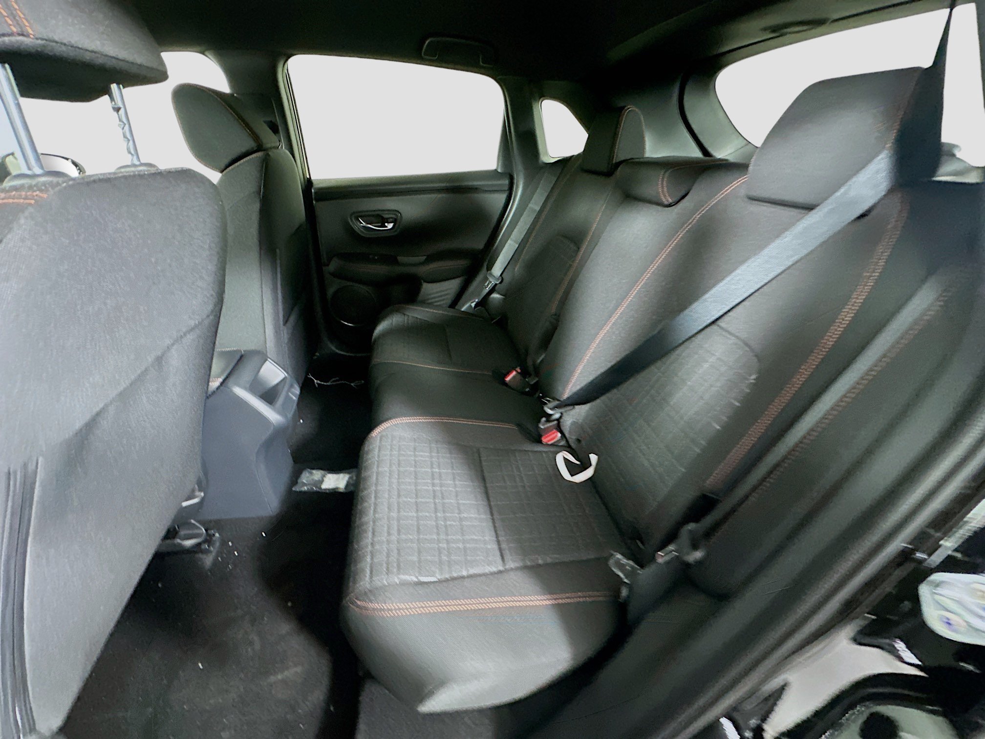 Used 2025 Honda HR-V Sport image 17