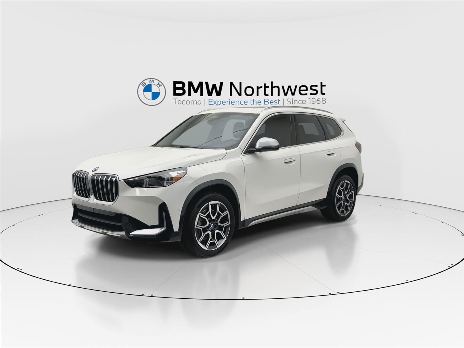 Used 2023 BMW X1 xDrive28i w/ Convenience Package AWD/4WD image 9