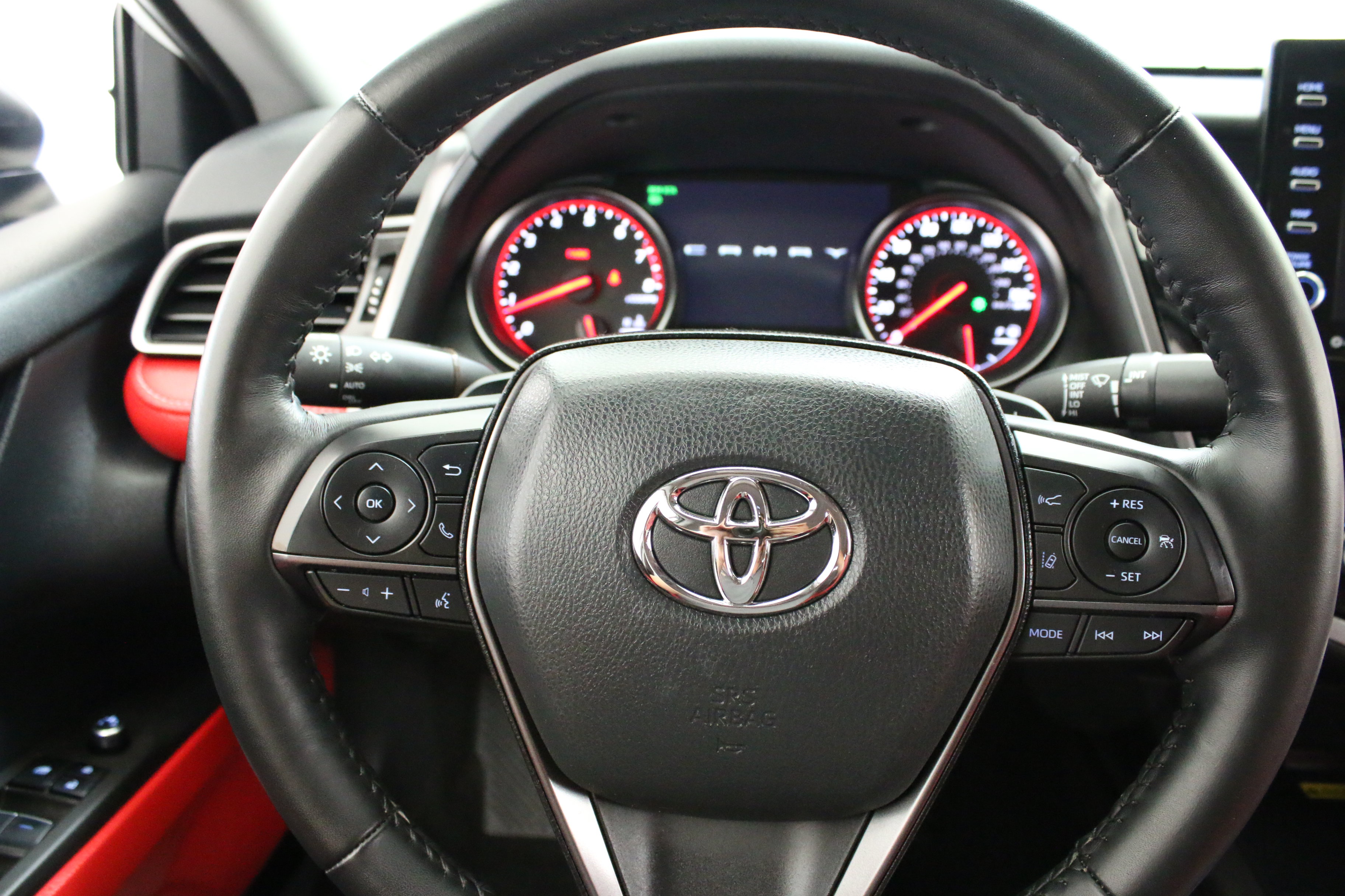Used 2023 Toyota Camry XSE w/ TRD Appearance Package (TMS) FWD image 13
