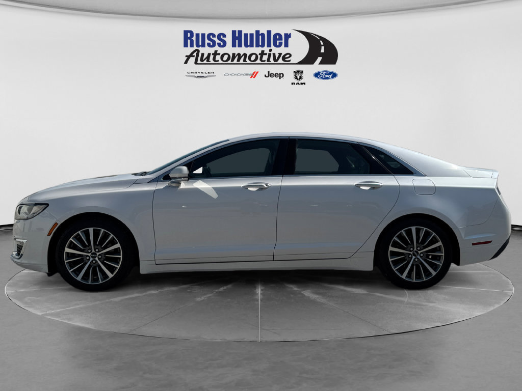 Used 2019 Lincoln MKZ Premiere AWD/4WD image 2