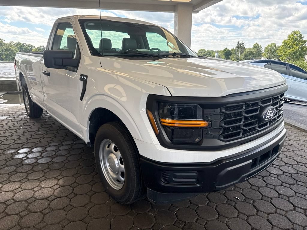 Used 2025 Ford F150 XL RWD image 4