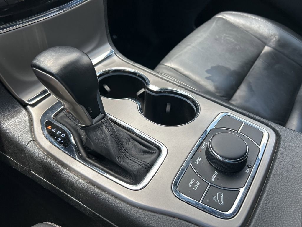 Used 2022 Jeep Grand Cherokee Limited AWD/4WD image 30