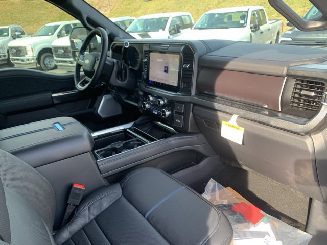 New 2026 Ford F350 Platinum AWD/4WD image 29