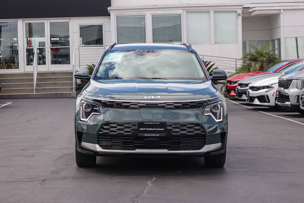 Certified 2023 Kia Niro Wind FWD image 2