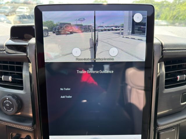 Used 2022 Ford F150 Lightning Platinum AWD/4WD image 31