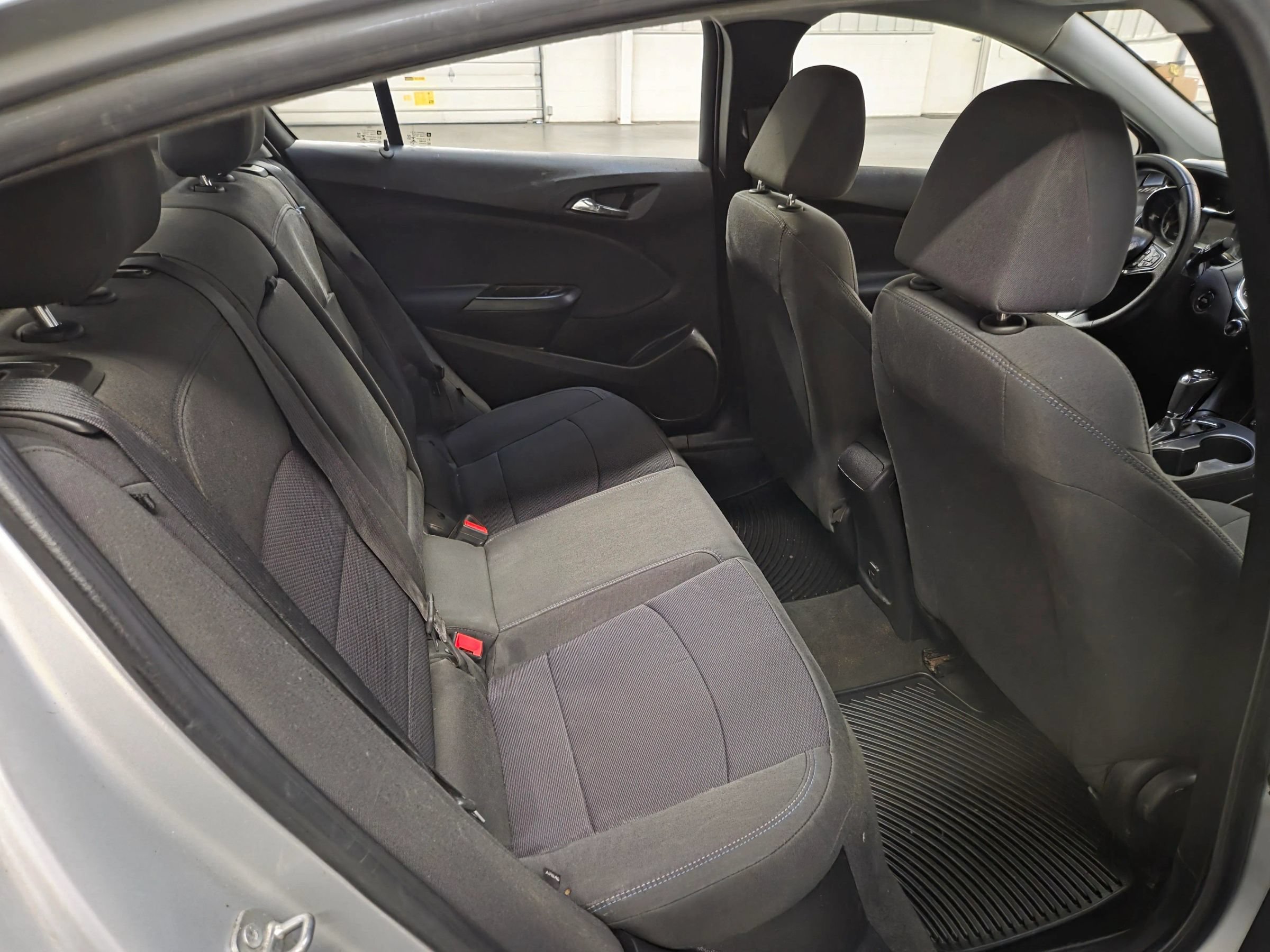 Used 2019 Chevrolet Cruze LT w/ Convenience Package FWD image 32