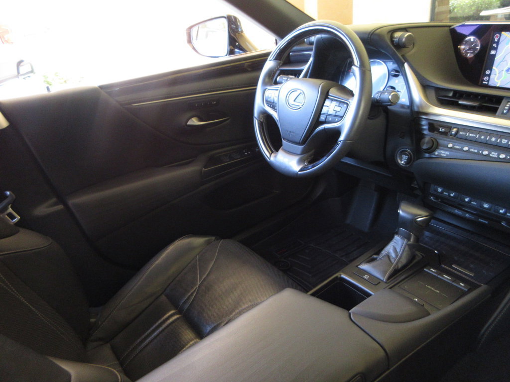 Used 2020 Lexus ES 350 w/ Accessory Package FWD image 23
