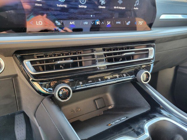 Certified 2025 Chevrolet Traverse LT image 23