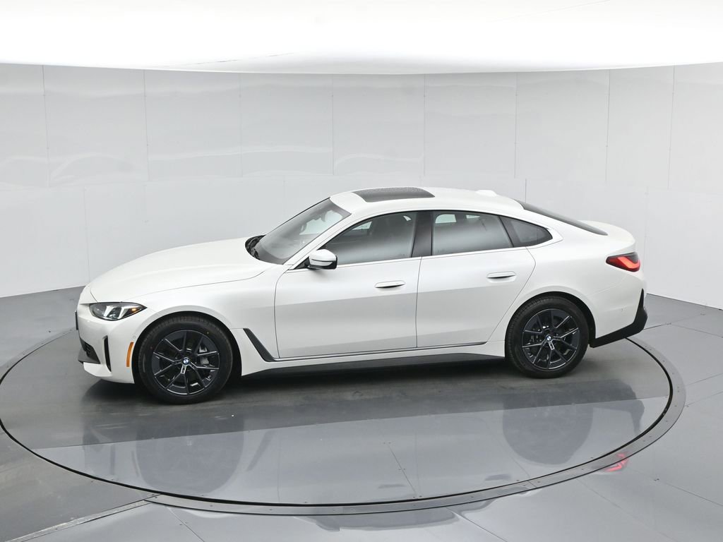 Used 2025 BMW i4 eDrive40 image 48