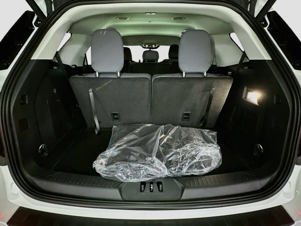 New 2026 Ford Explorer Active AWD/4WD image 32