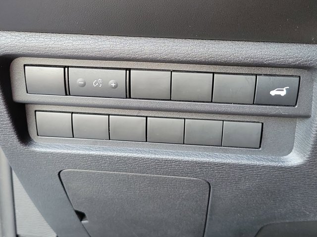 Used 2024 Mitsubishi Outlander SE image 24