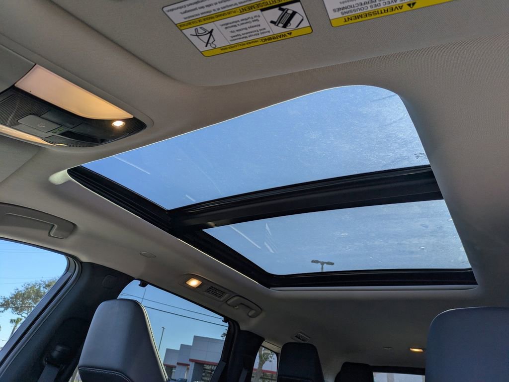 Certified 2025 INFINITI QX60 Luxe image 22