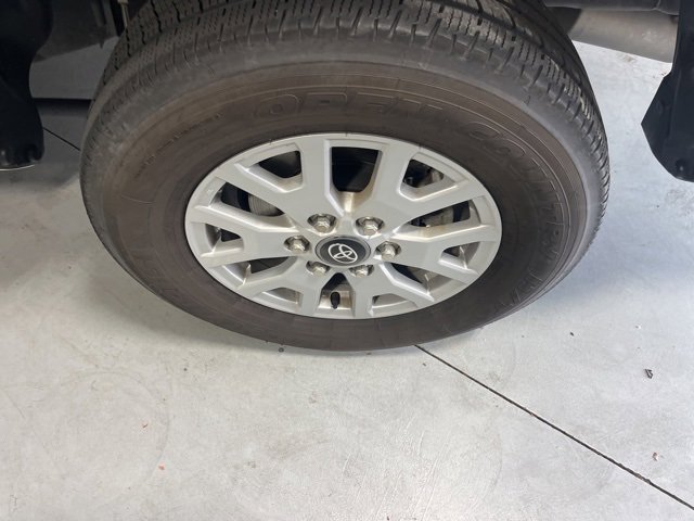 Used 2024 Toyota Tacoma SR5 image 31