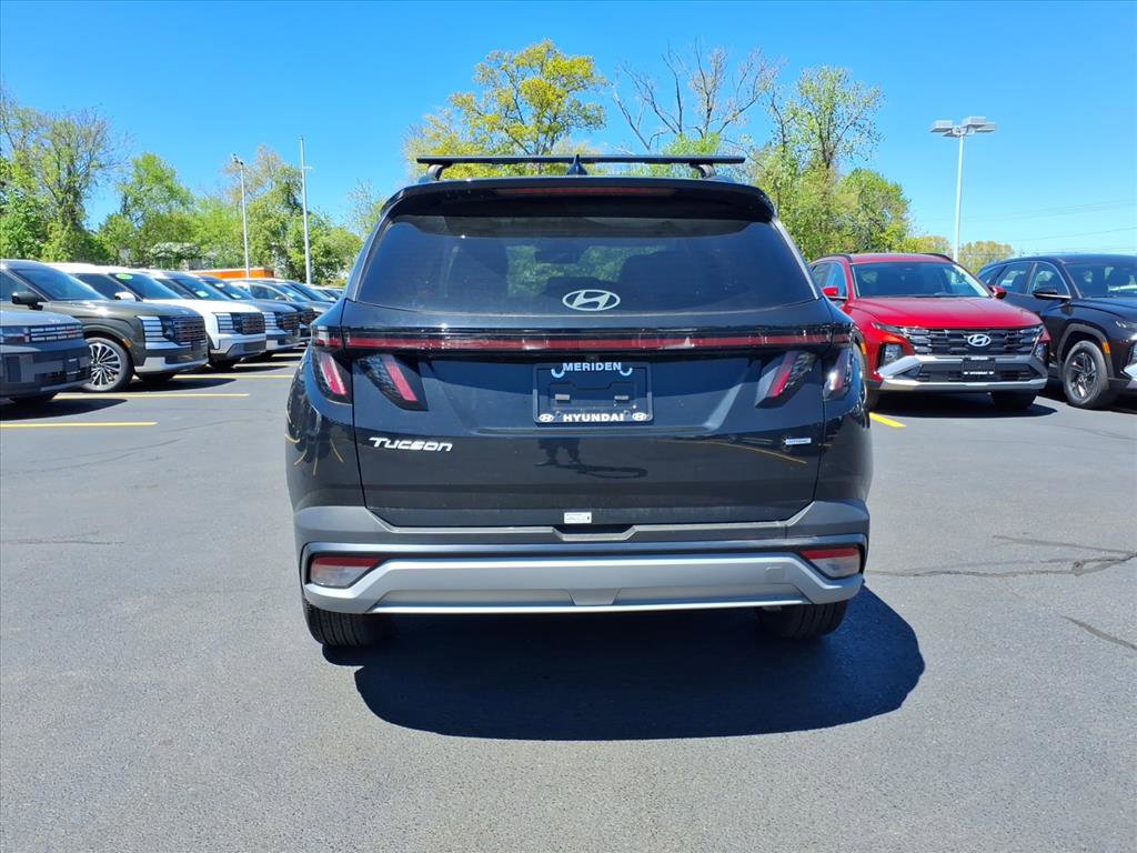 Certified 2025 Hyundai Tucson SEL AWD/4WD image 7
