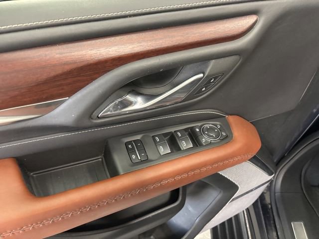 Used 2023 GMC Yukon XL Denali Ultimate image 17
