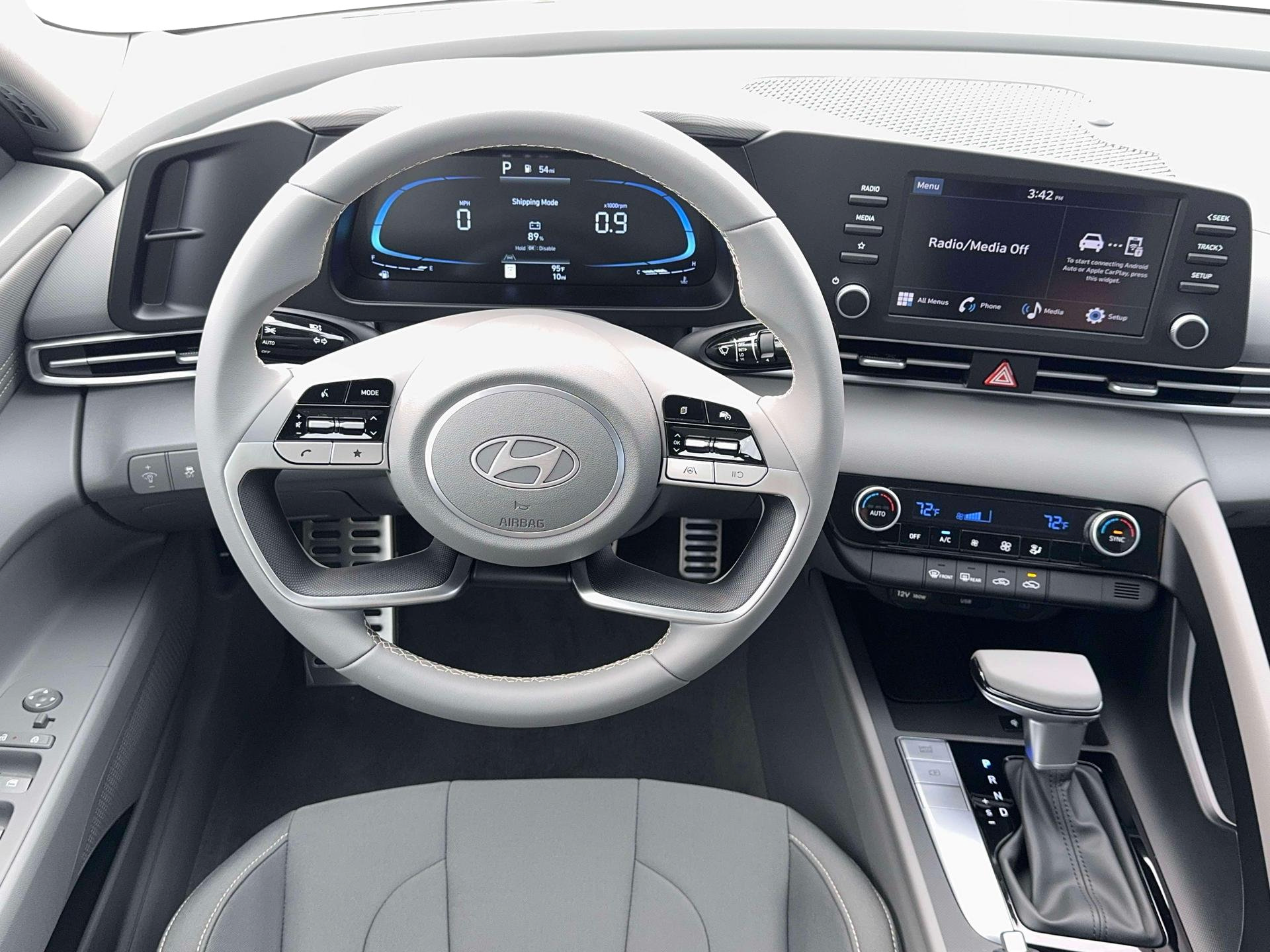 Certified 2026 Hyundai Elantra Sport FWD image 36