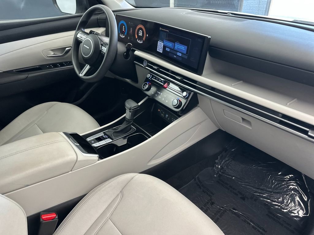 Used 2025 Hyundai Tucson SEL FWD image 15