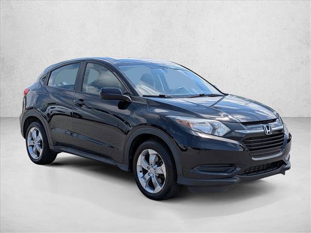 Used 2017 Honda HR-V LX image 3