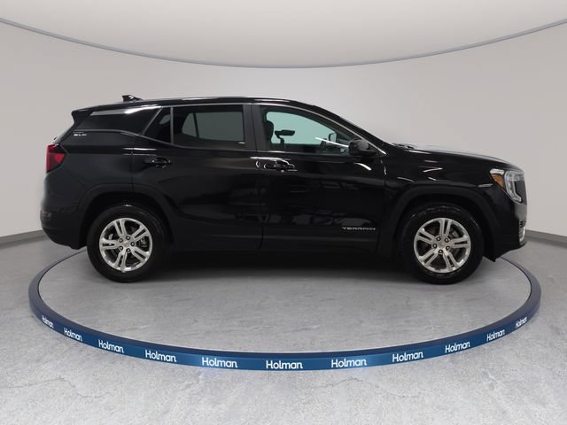 Used 2024 GMC Terrain SLE AWD/4WD image 5