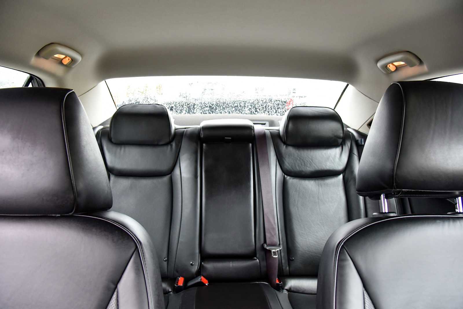 Certified 2023 Chrysler 300 Touring L w/ Comfort Group image 20