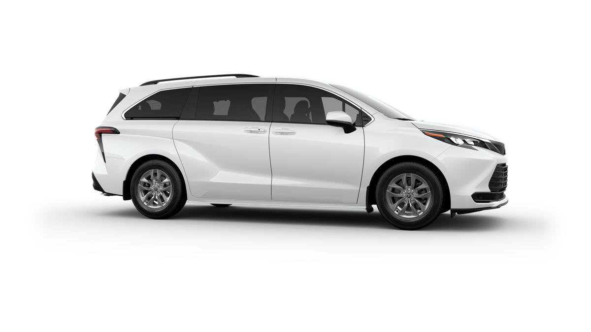 New 2025 Toyota Sienna LE w/ LE Plus Package image 13