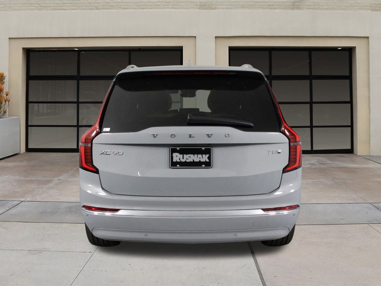 New 2026 Volvo XC90 T8 Plus image 4