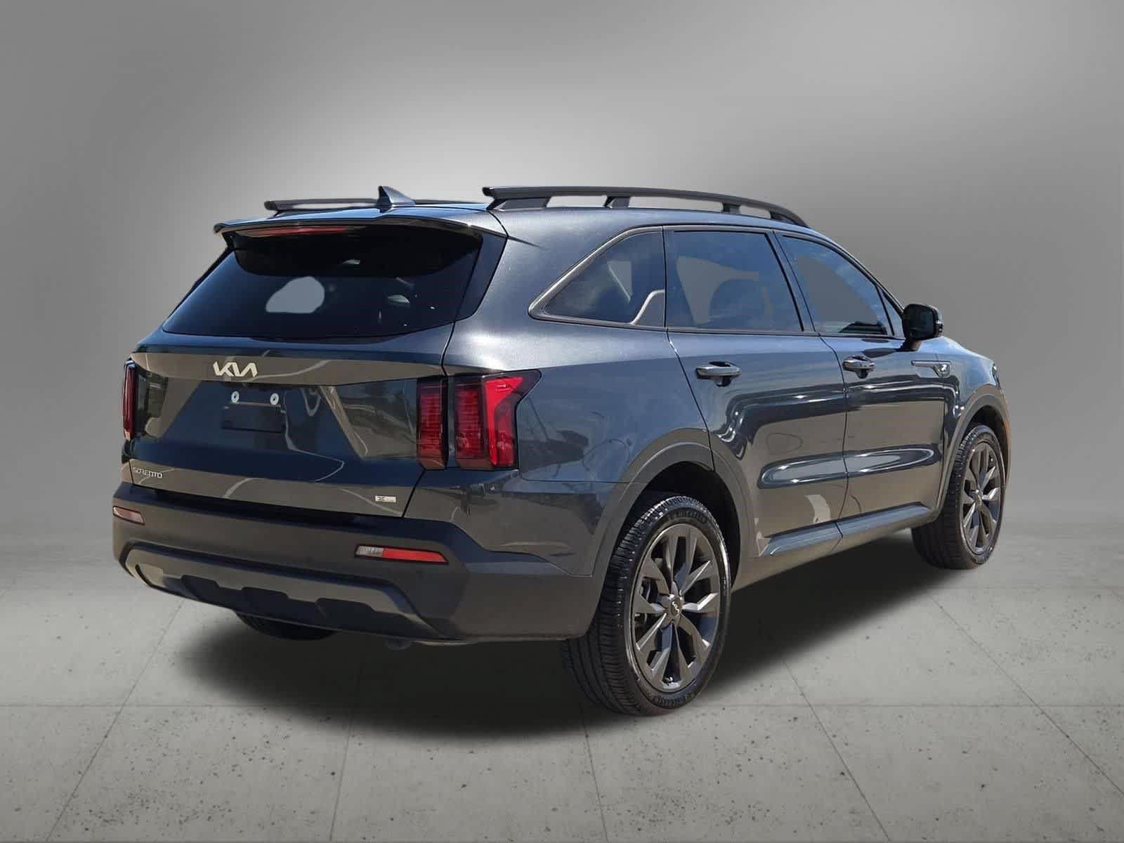 Certified 2023 Kia Sorento X-Line EX AWD/4WD image 6