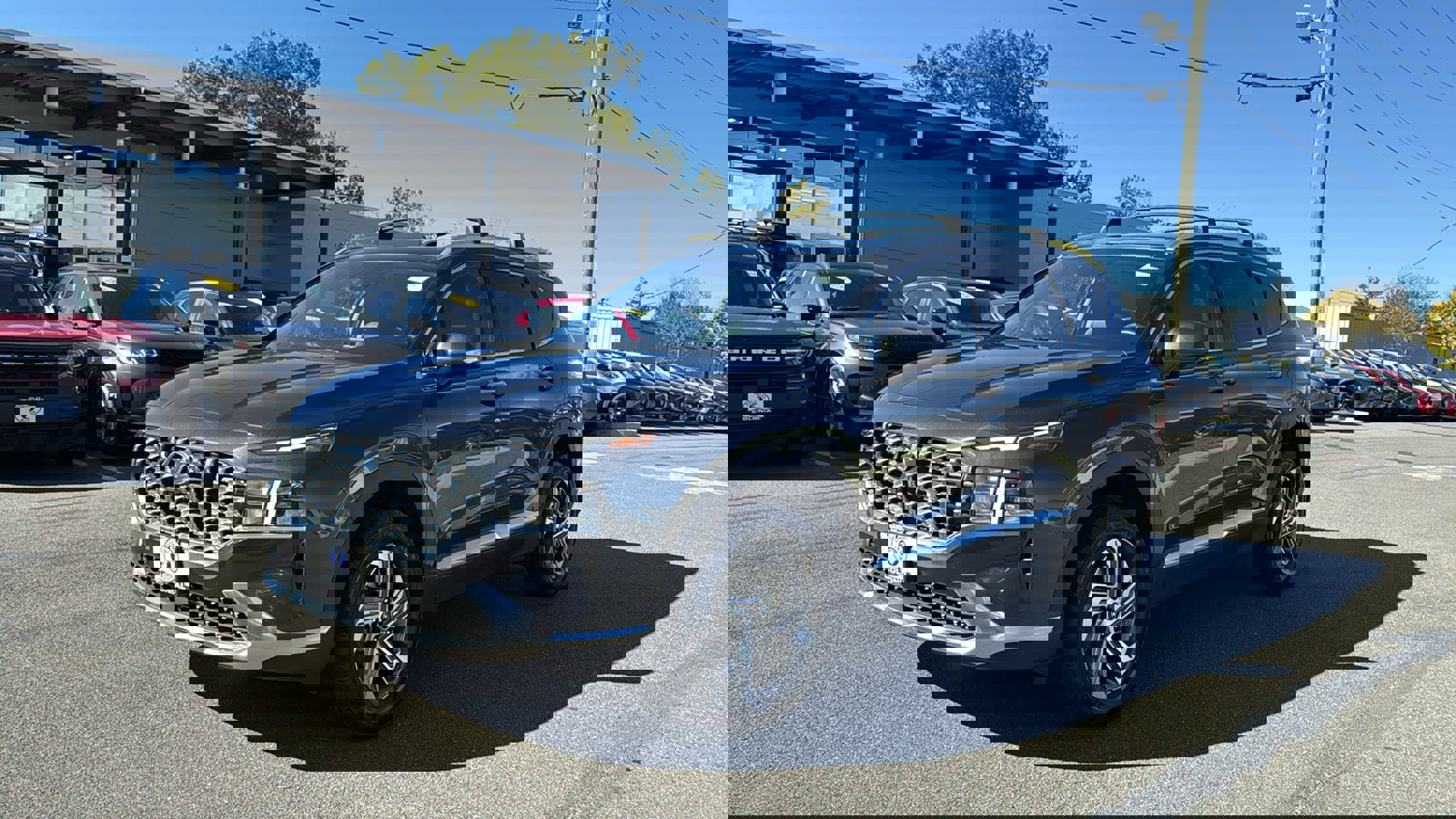 Used 2023 Hyundai Santa Fe SEL w/ Premium Package image 7