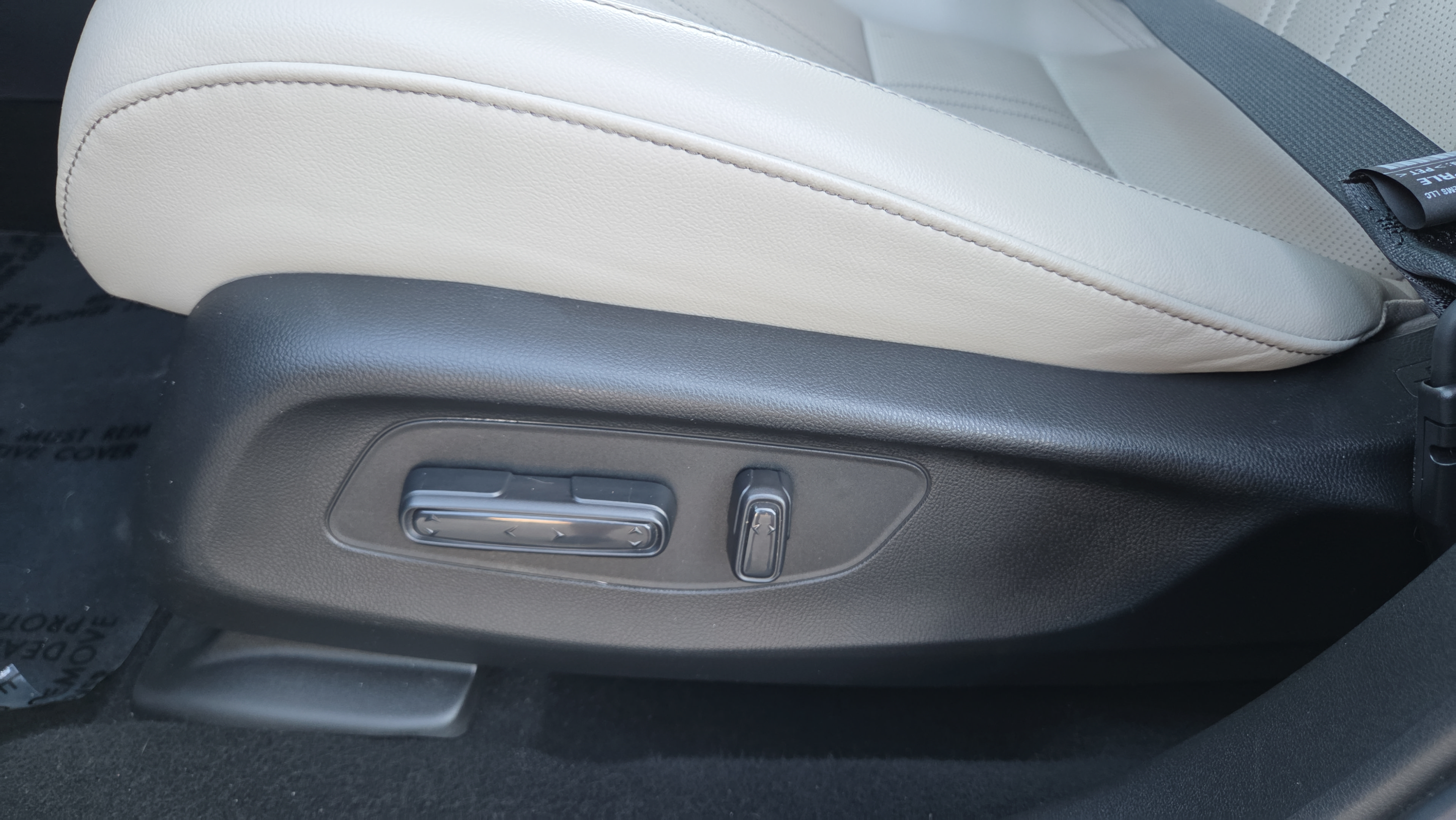 Certified 2023 Honda HR-V EX-L image 10