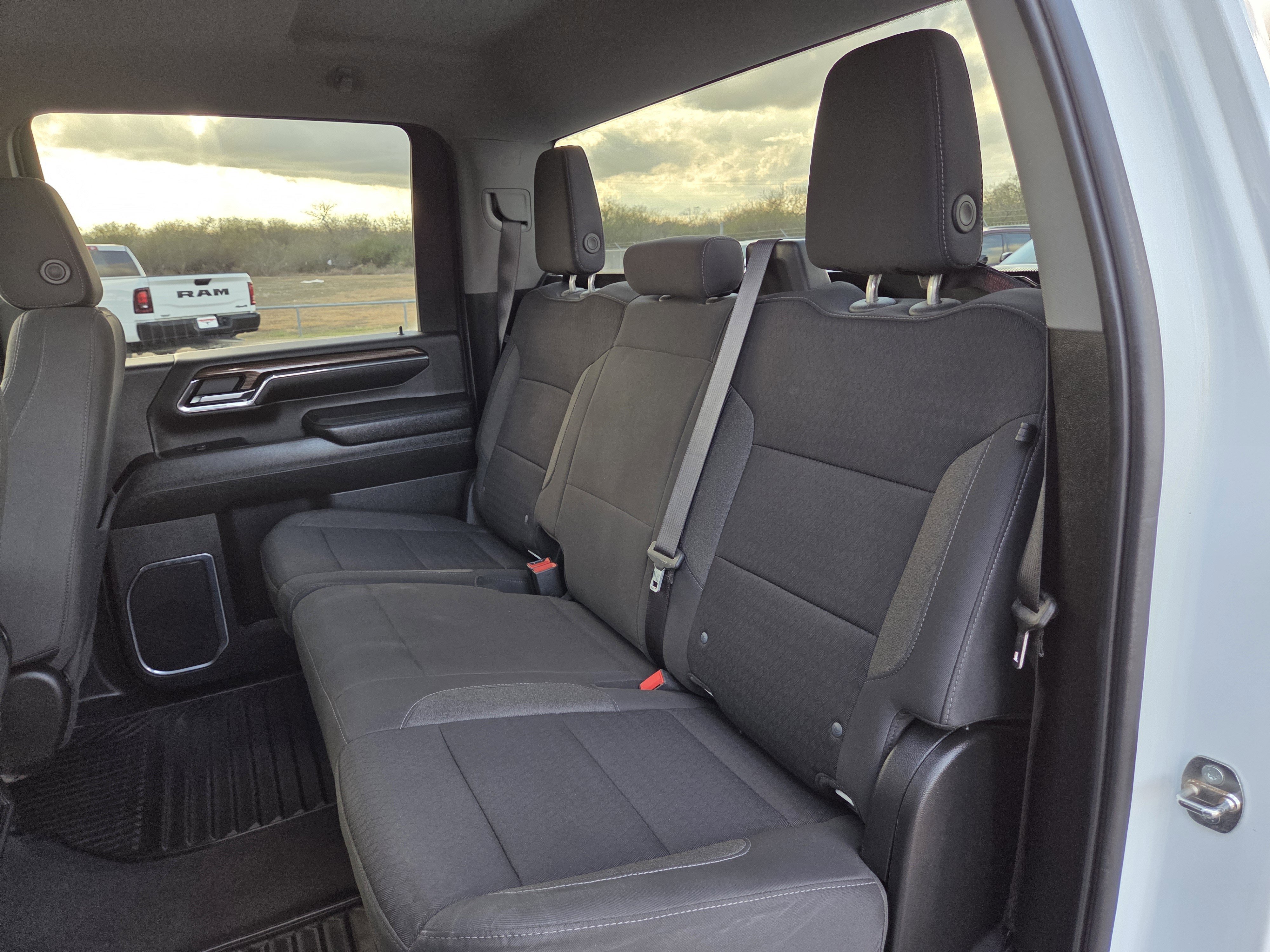 Used 2024 Chevrolet Silverado 2500 LT image 23