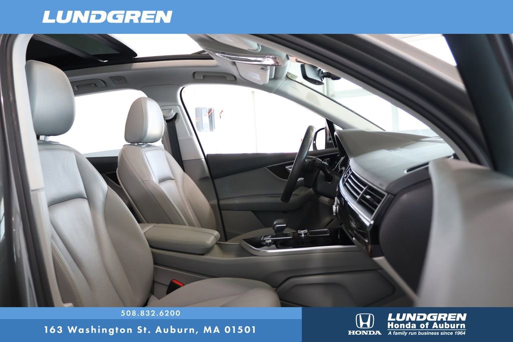 Used 2018 Audi Q7 3.0T Premium Plus w/ Premium Plus Package AWD/4WD image 17