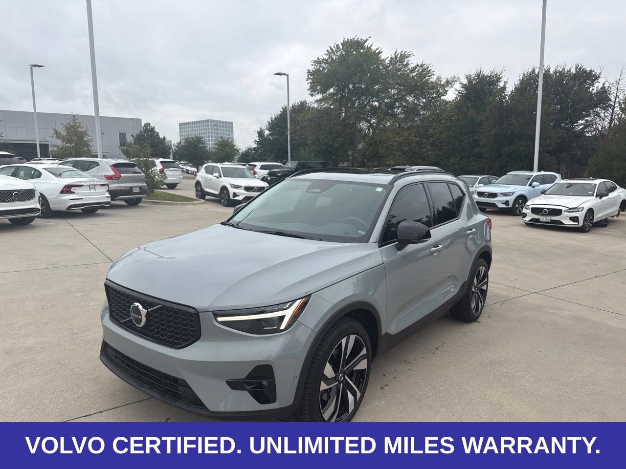 Certified 2024 Volvo XC40 B5 Ultimate w/ Protection Package Premier AWD/4WD 360° Tour