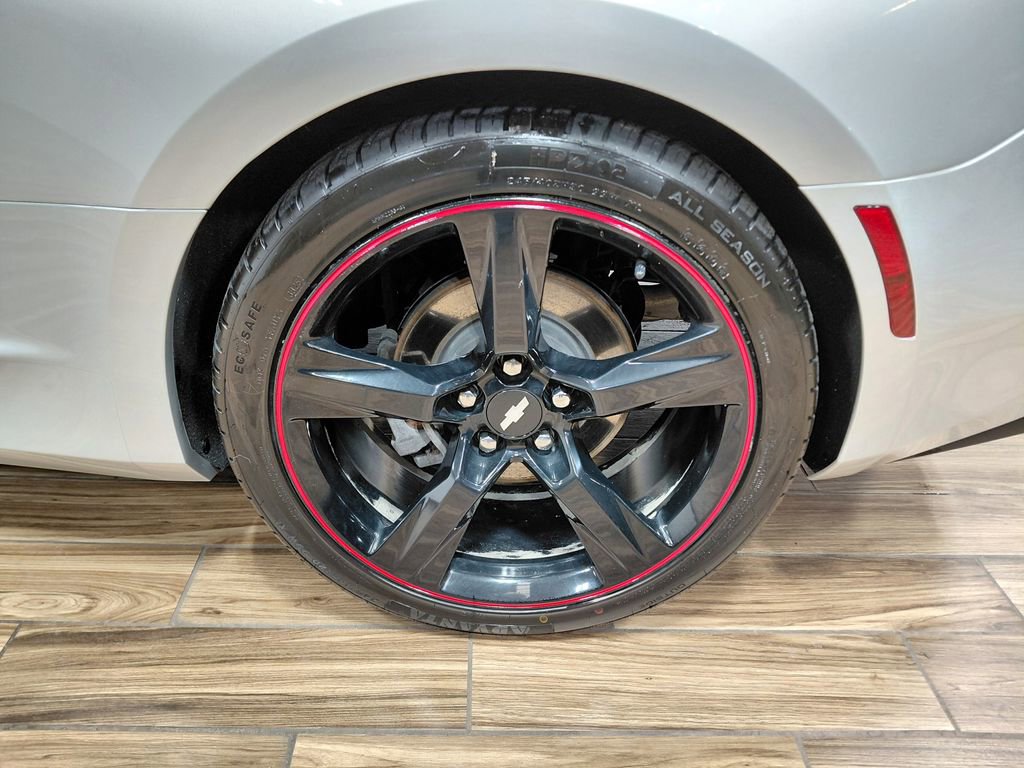Used 2017 Chevrolet Camaro LT image 15