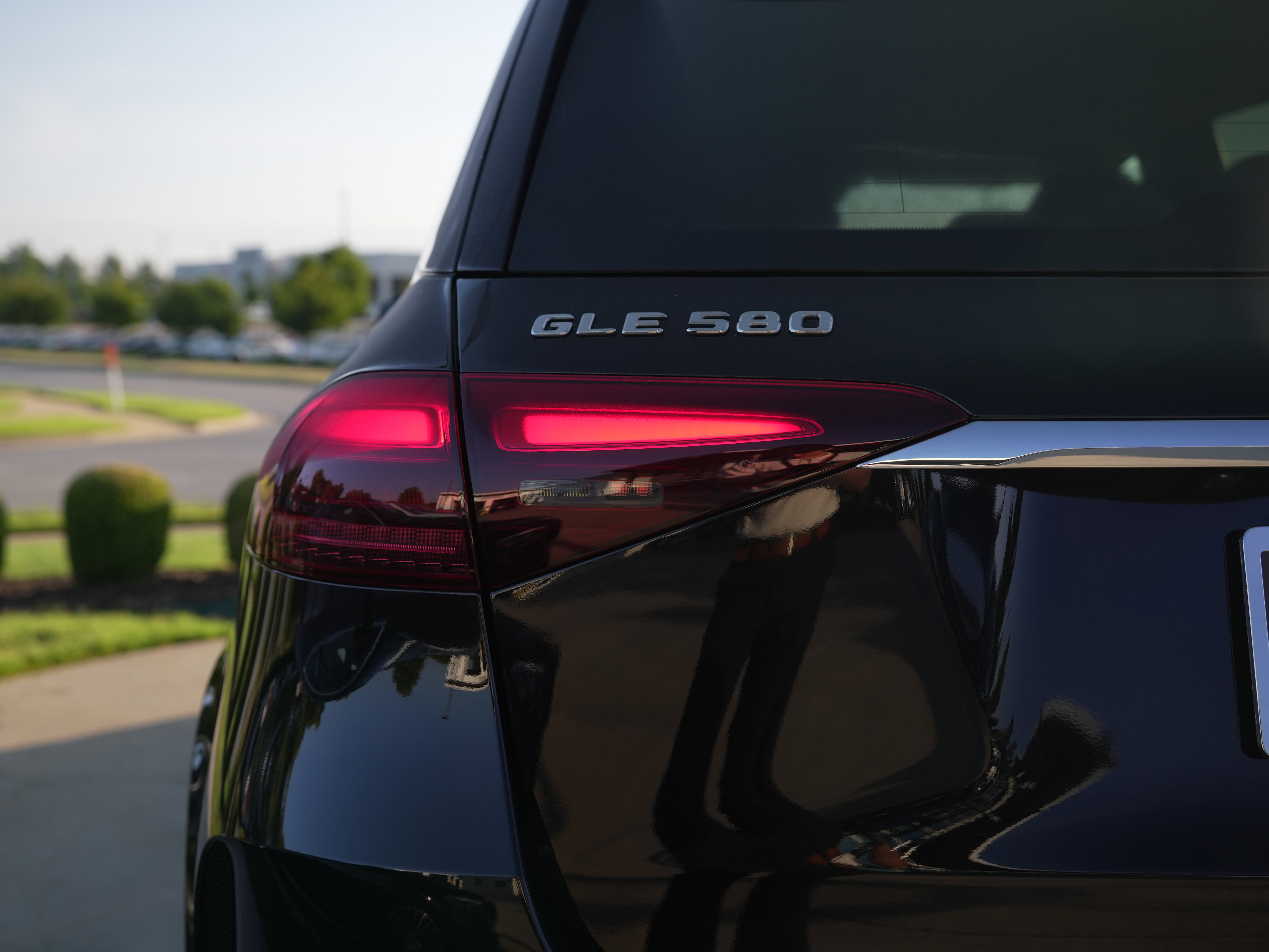 New 2026 Mercedes-Benz GLE 580 4MATIC image 13