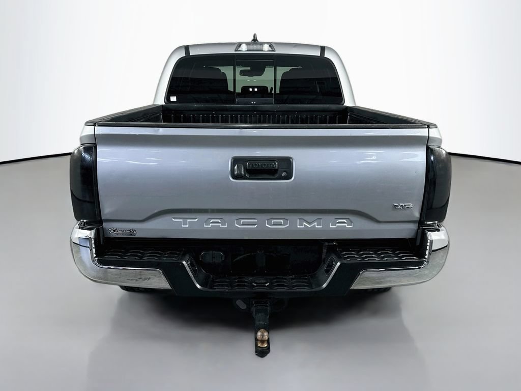 Used 2022 Toyota Tacoma TRD Off-Road AWD/4WD image 6