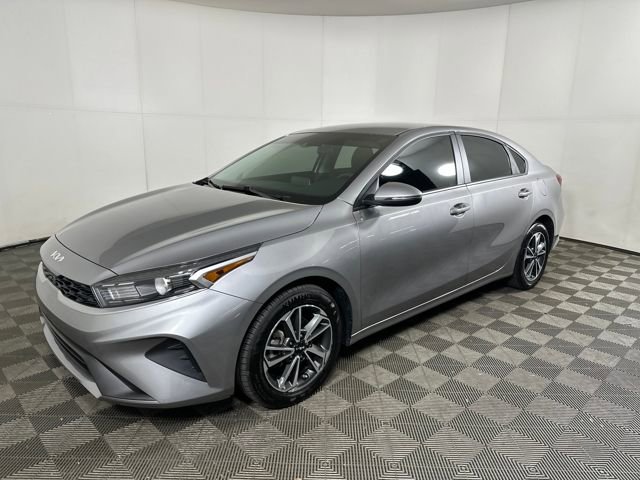 Used 2024 Kia Forte LXS w/ LXS Technology Package image 7