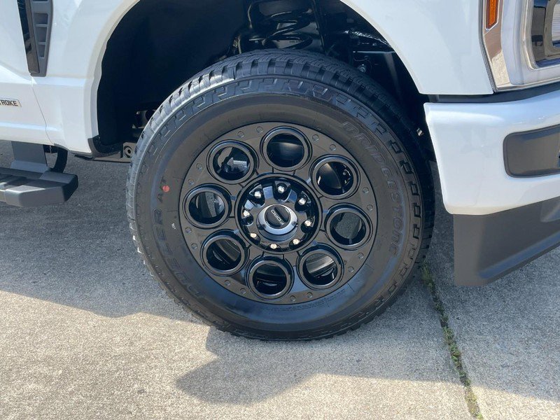 New 2025 Ford F350 Lariat image 9
