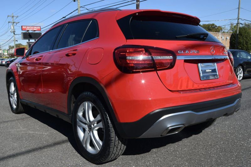 Used 2019 Mercedes-Benz GLA 250 4MATIC image 9