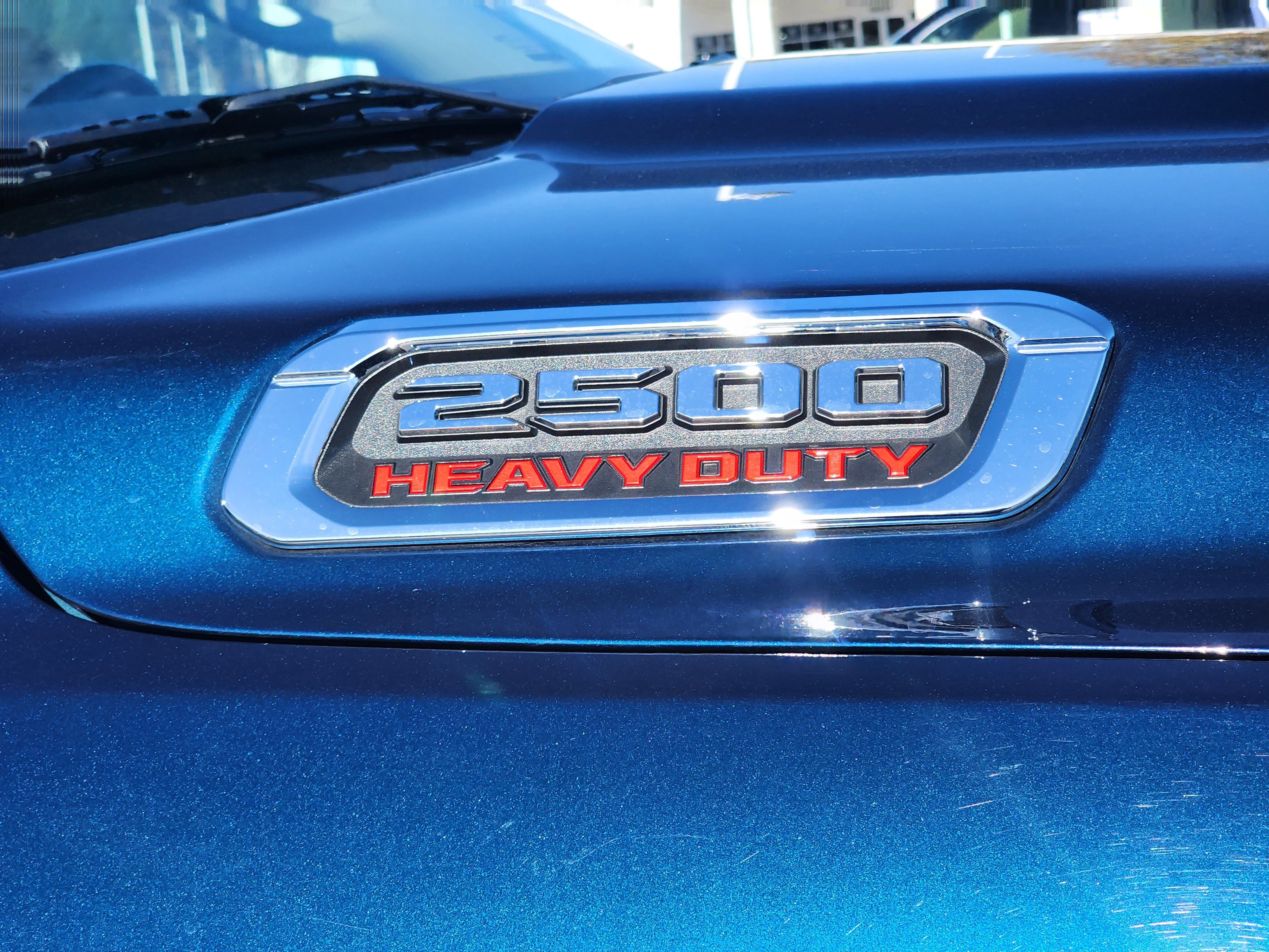 Used 2022 RAM 2500 Laramie w/ Body Color Bumper Group image 9