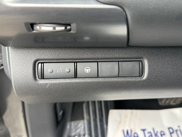Used 2023 Nissan Pathfinder Rock Creek AWD/4WD image 16