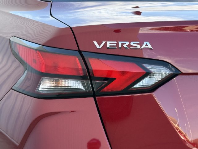 Used 2025 Nissan Versa SV FWD image 6