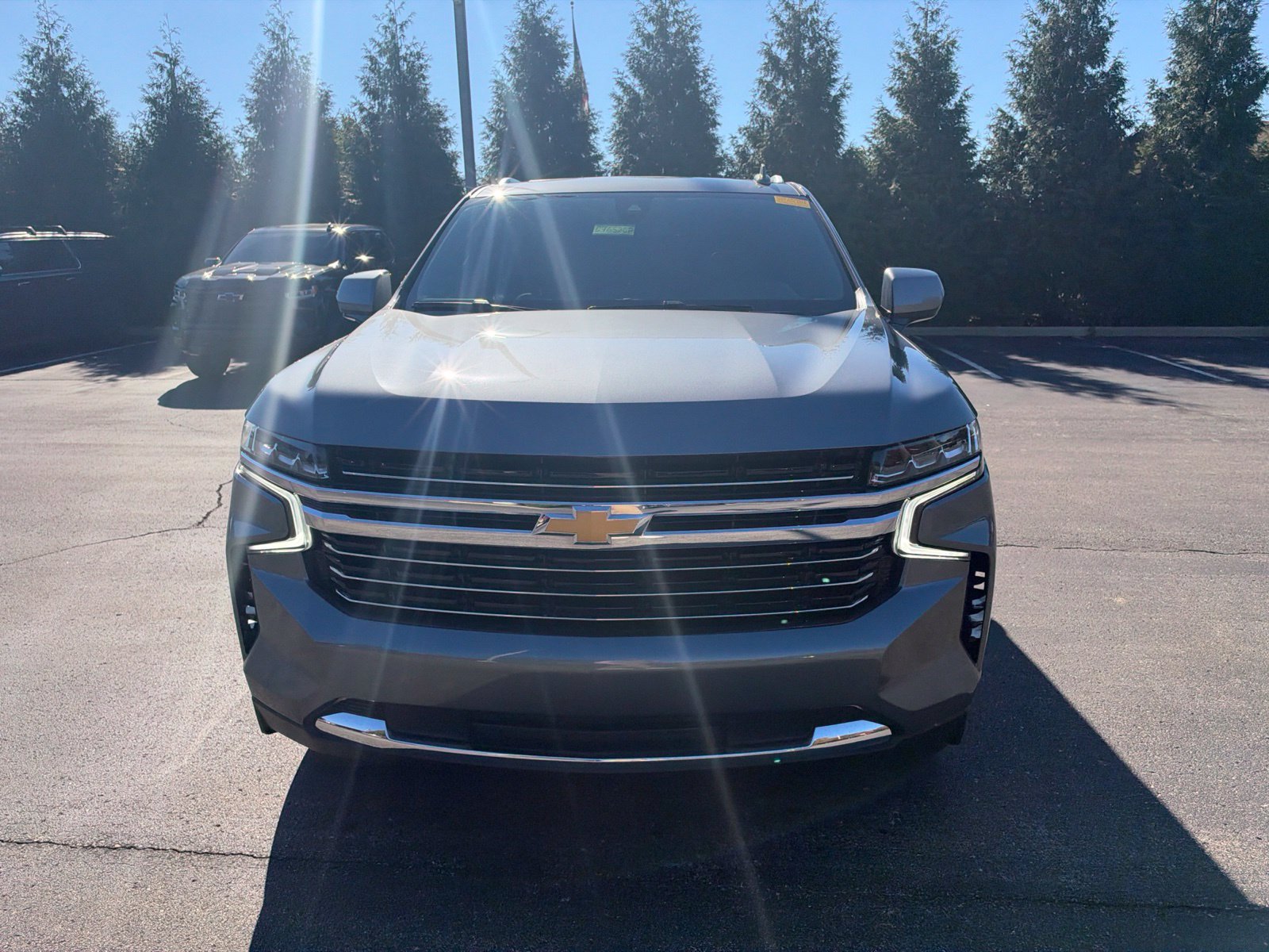 Used 2021 Chevrolet Suburban LT w/ Rear Media and Nav Package AWD/4WD image 8
