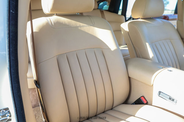 Used 2012 Rolls-Royce Phantom Sedan RWD image 50