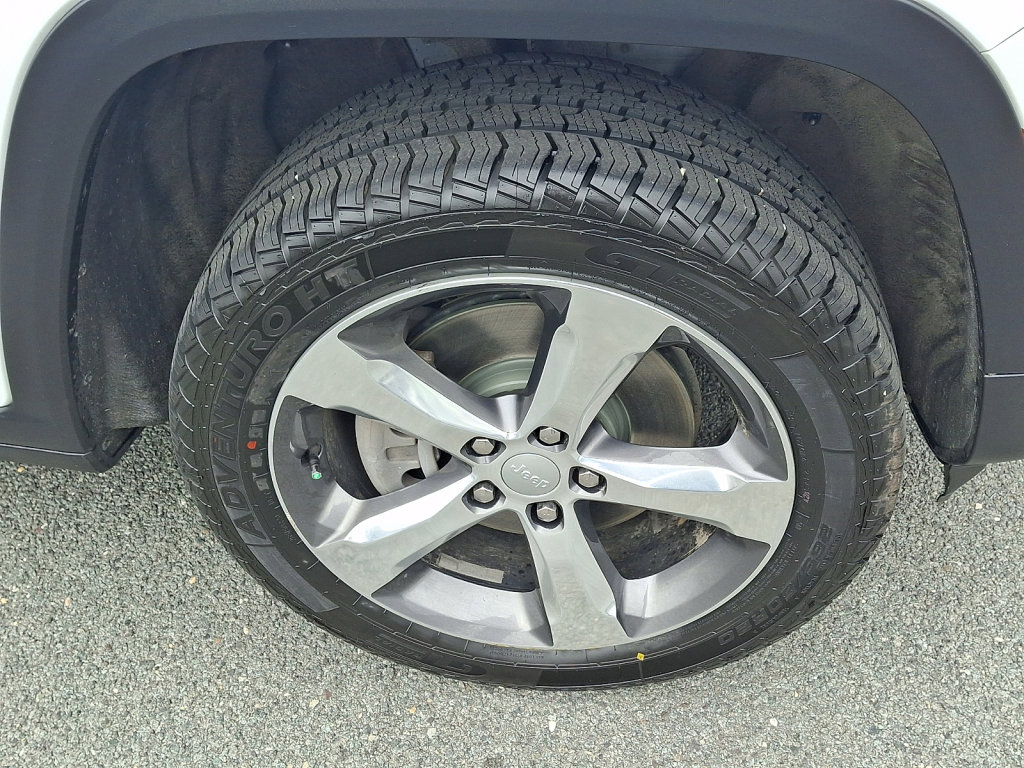 Used 2021 Jeep Grand Cherokee L Limited image 9