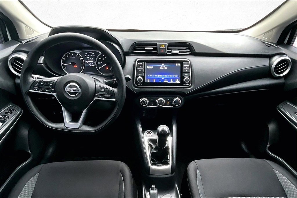 Used 2020 Nissan Versa S image 8