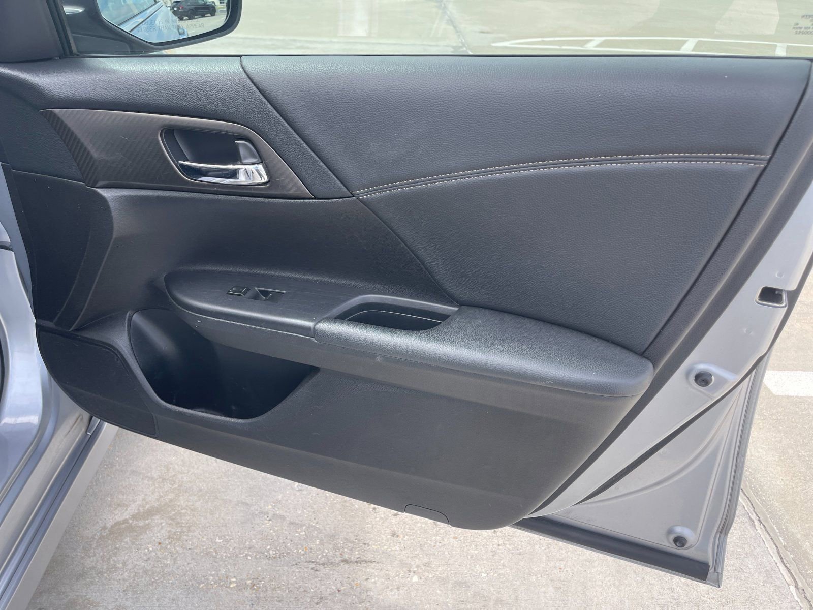 Used 2016 Honda Accord Sport image 17