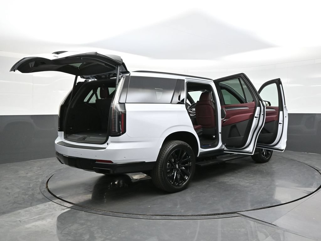 New 2026 Cadillac Escalade Sport w/ LPO, ONYX Package AWD/4WD image 46