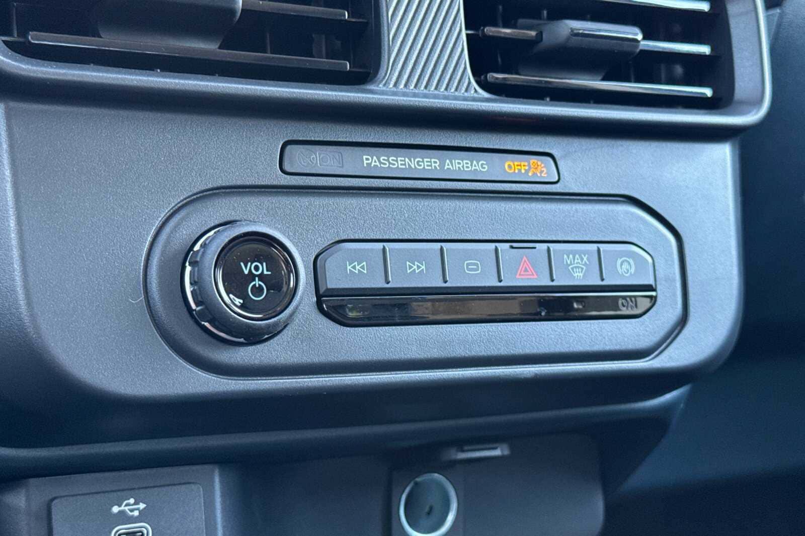 New 2026 Ford Maverick XL AWD/4WD image 16
