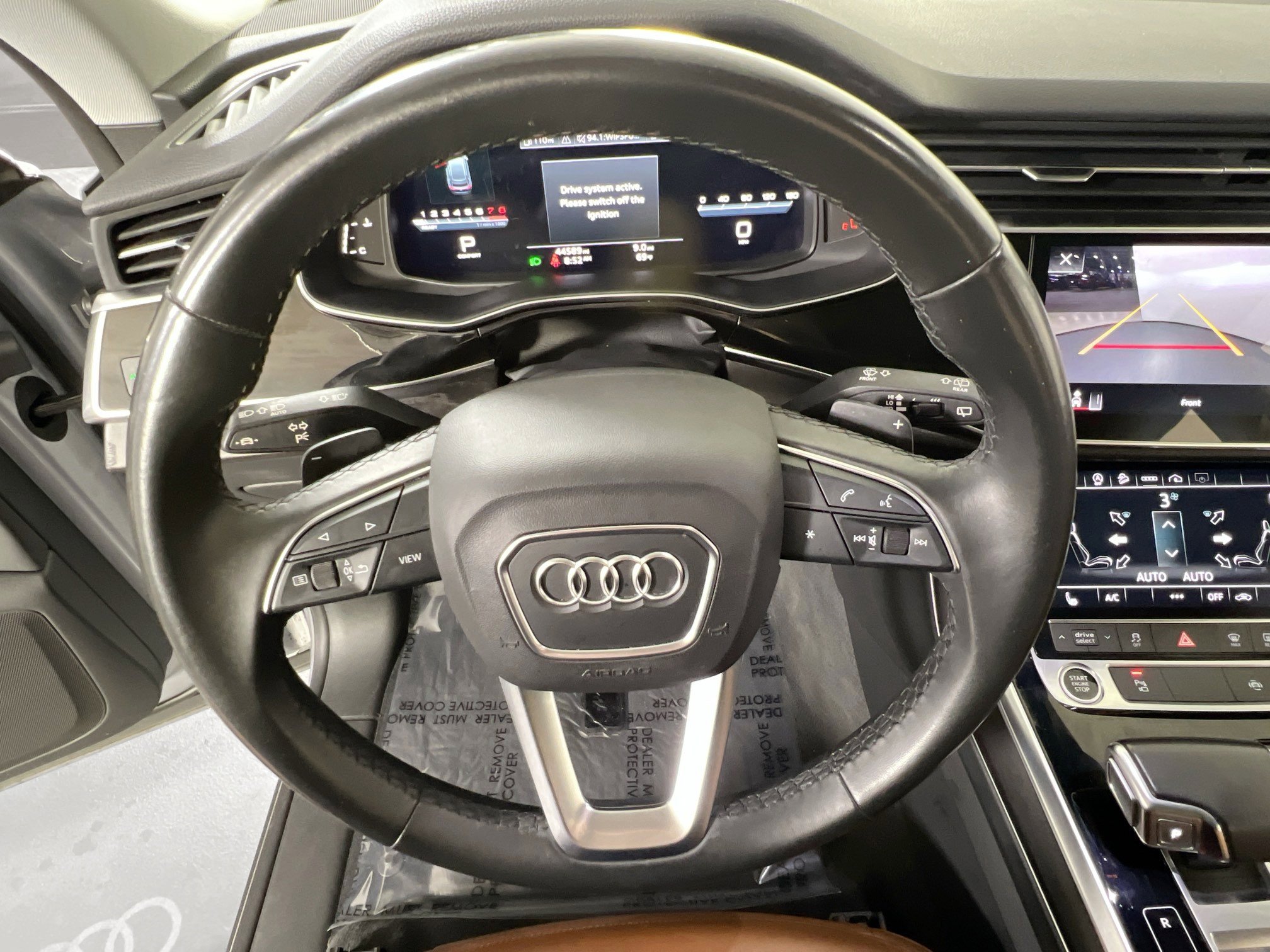 Used 2022 Audi Q8 Premium w/ Convenience Package image 10